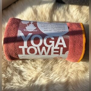 Yogarat Hot Yoga Towel 24 x 68 NWT Super Absorbent Microfiber Non Slip Studio